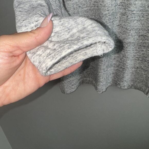 J. Crew Woman’s Gray Cotton Terry Sweater Crewneck 3/4 Sleeve Sz S Style 58284 - Picture 4 of 6